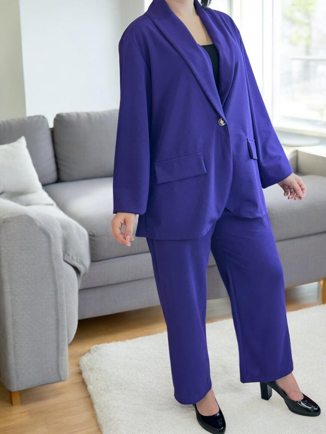 Άνετο κοστούμι από ελαστικό κρεπ ύφασμα