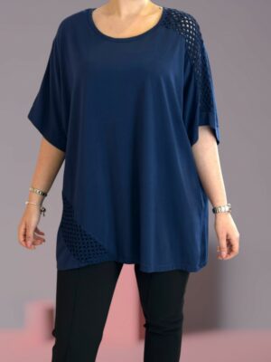 Κομψή μπλούζα με διαφάνεια στα μανίκια και στο πλάι