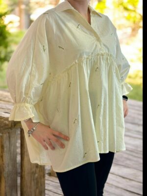 Ρομαντικό πουκάμισο με βολάν και κεντητό σχέδιο