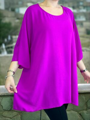 Γυναικεία μπλούζα με ελαφρώς καμπάνα μανίκια