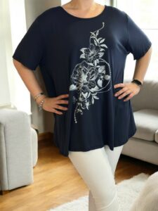 Άνετη ελαστική μπλούζα με λουλουδάτη στάμπα