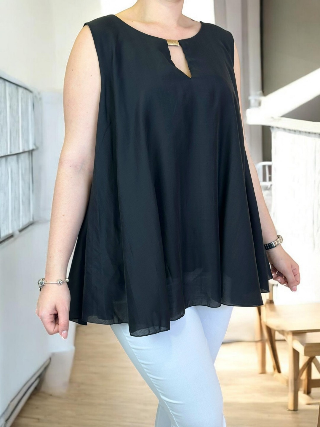 Αέρινη αμάνικη μπλούζα για άνεση & στυλ