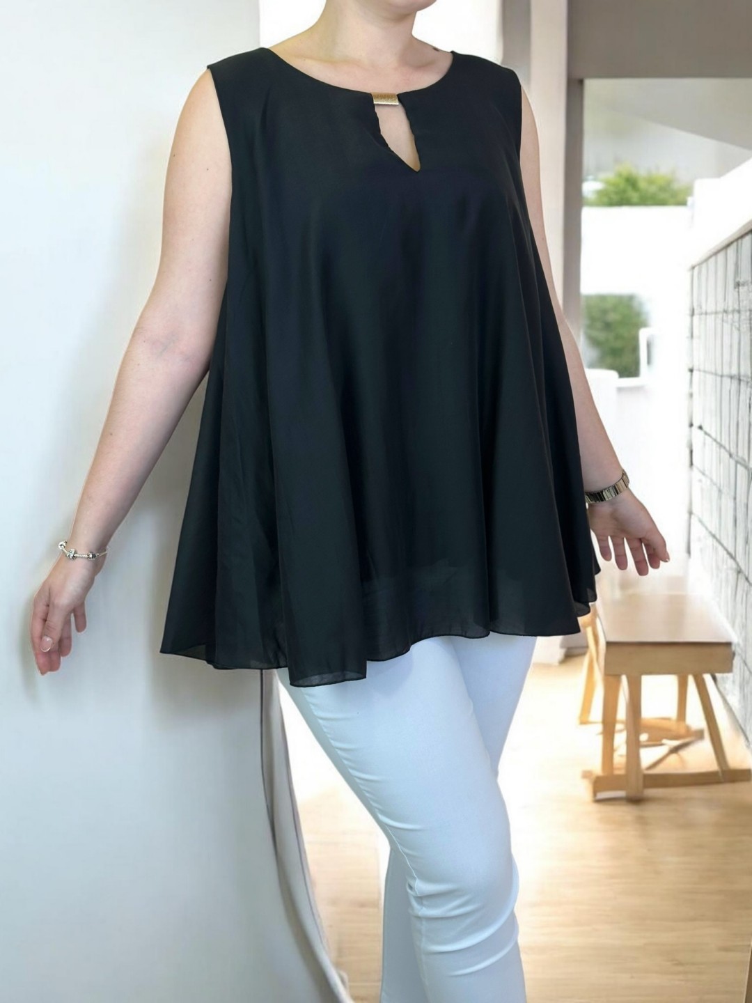 Αέρινη αμάνικη μπλούζα για άνεση & στυλ