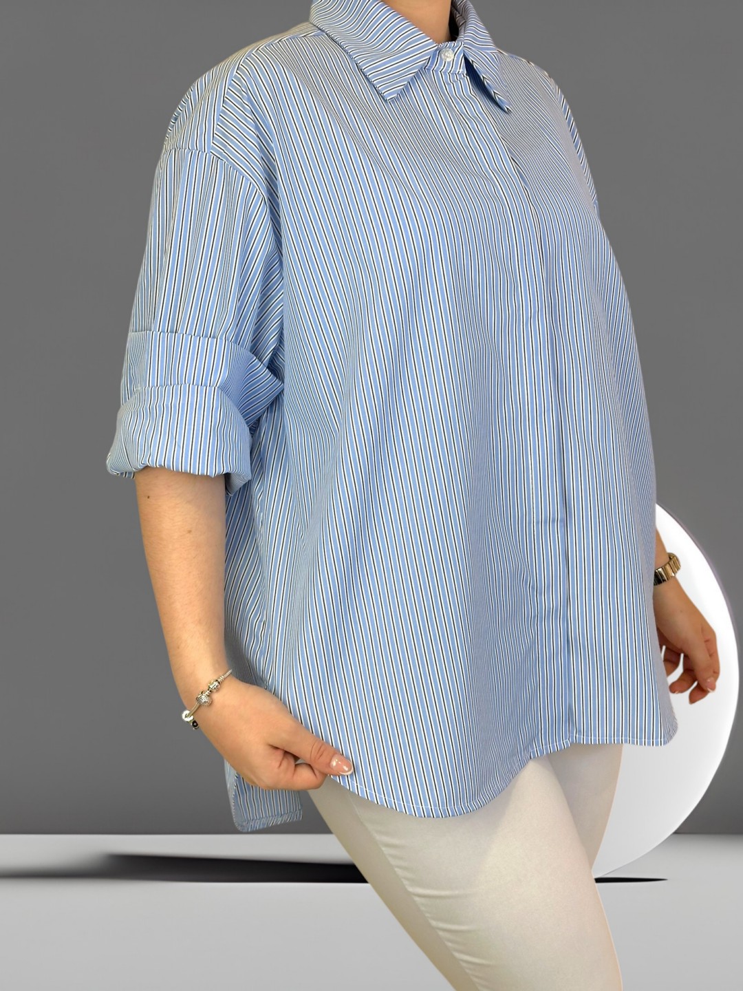 Το ριγέ πουκάμισο που δεν φεύγει ποτέ από τη μόδα