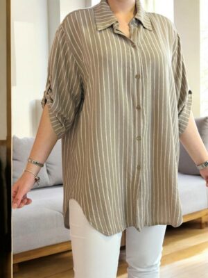 Ριγέ πουκάμισο με μοντέρνο ασύμμετρο σχέδιο