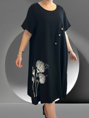 Μαύρο φόρεμα με ξεχωριστό σχέδιο στο κάτω μέρος