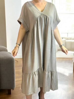 Luxury φόρεμα με ανάλαφρη και ρομαντική υφή