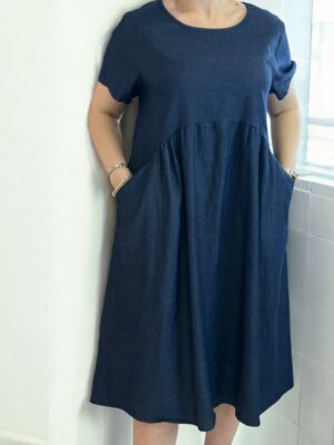 Chic denim φόρεμα σε κλος γραμμή