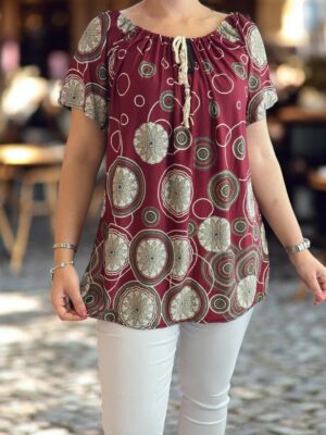 Άνετη ελαστική μπλούζα με κορδόνι στο επάνω μέρος