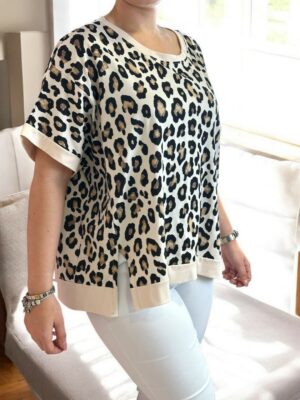 Elegant leopard μπλούζα με refined side cuts