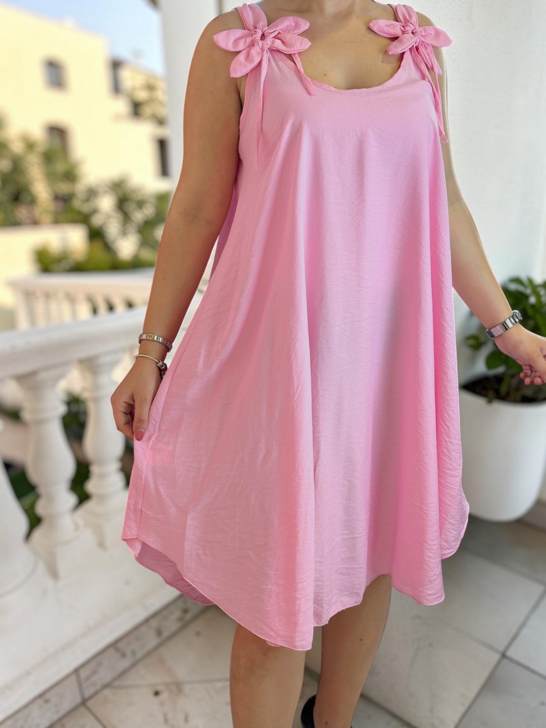 Fashion φόρεμα με λουλουδάτα μανίκια
