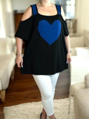 Θηλυκή μπλούζα με έξω ώμους και heart print
