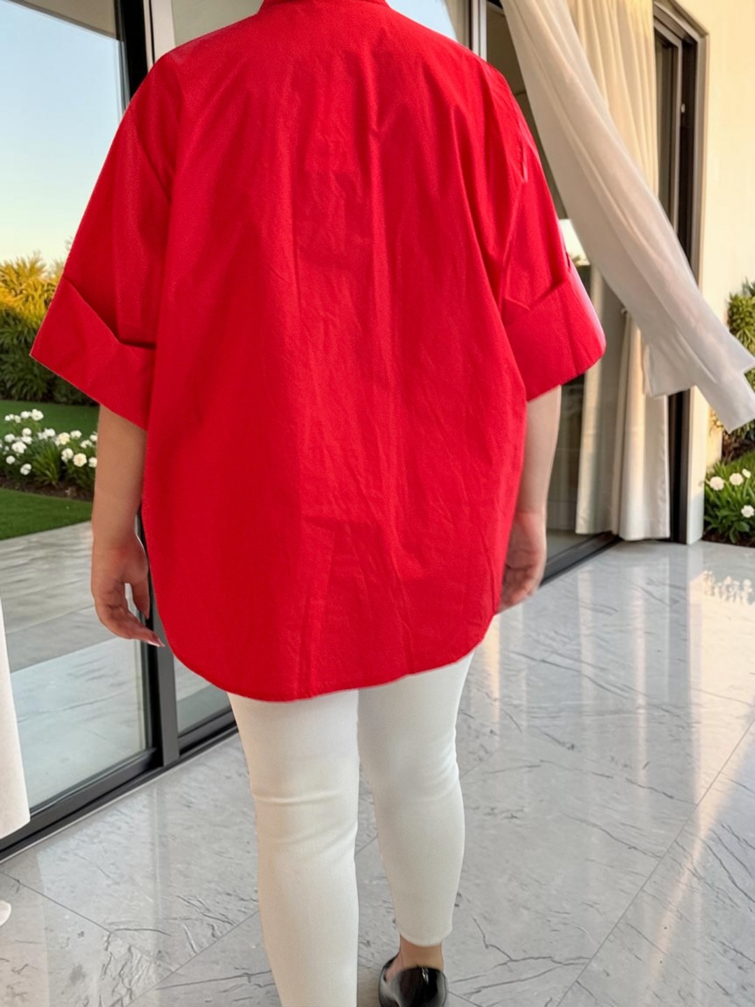 Luxury πουκάμισο με κομψή χρυσή λεπτομέρεια