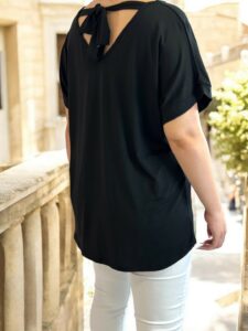 Ελαστική μπλούζα με δέσιμο στην πλάτη
