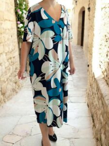 Αέρινο φόρεμα με floral ντεσέν