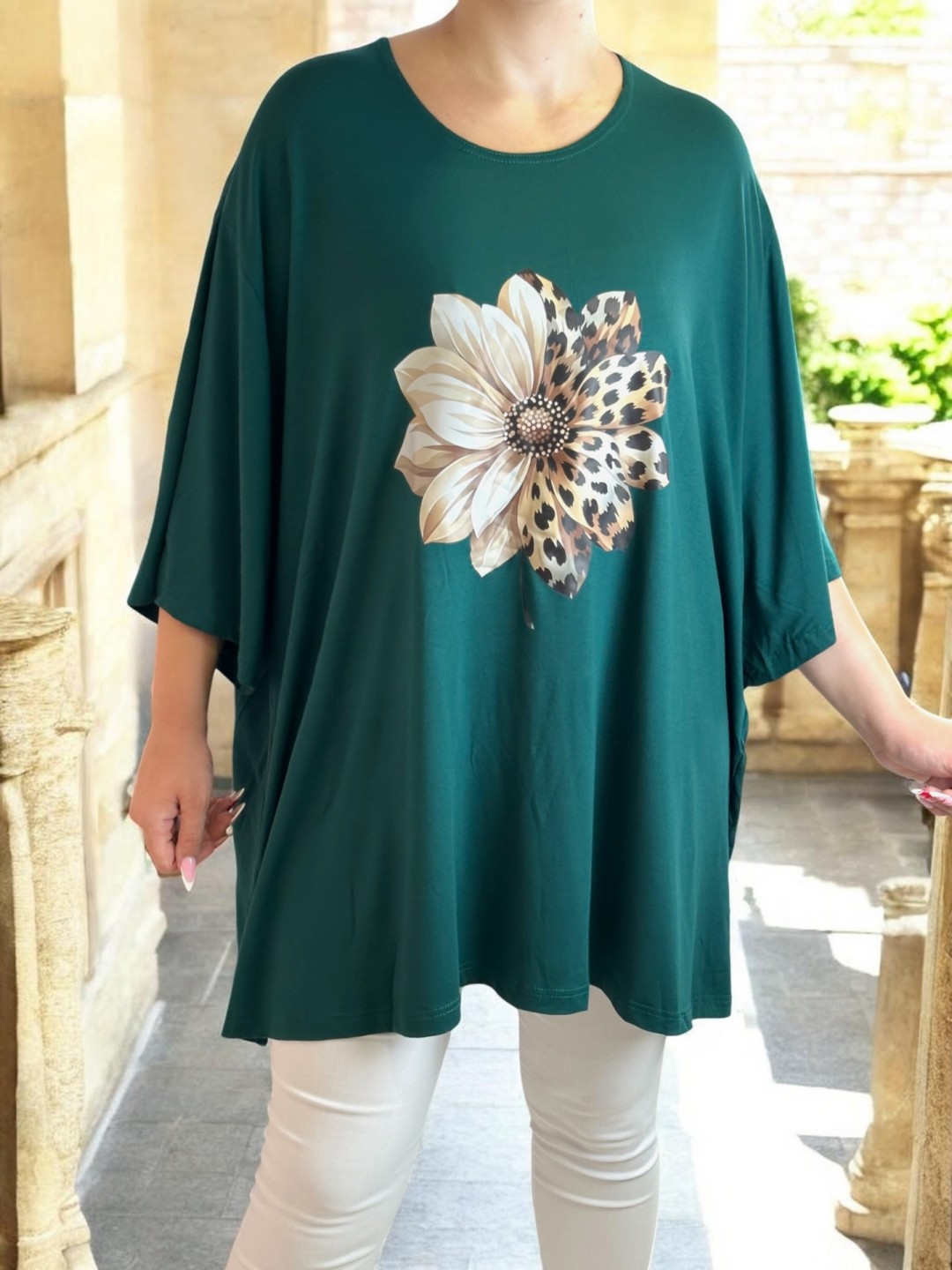 Μπλουζοφόρεμα με wild floral vibe
