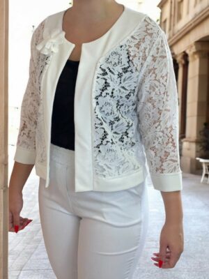 Δαντελένιο μπολερό για ιδιαίτερες εμφανίσεις
