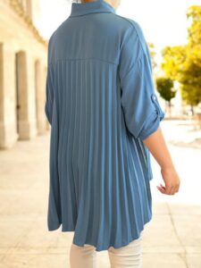 Fashion πουκάμισο με δυναμική πλισέ πλάτη