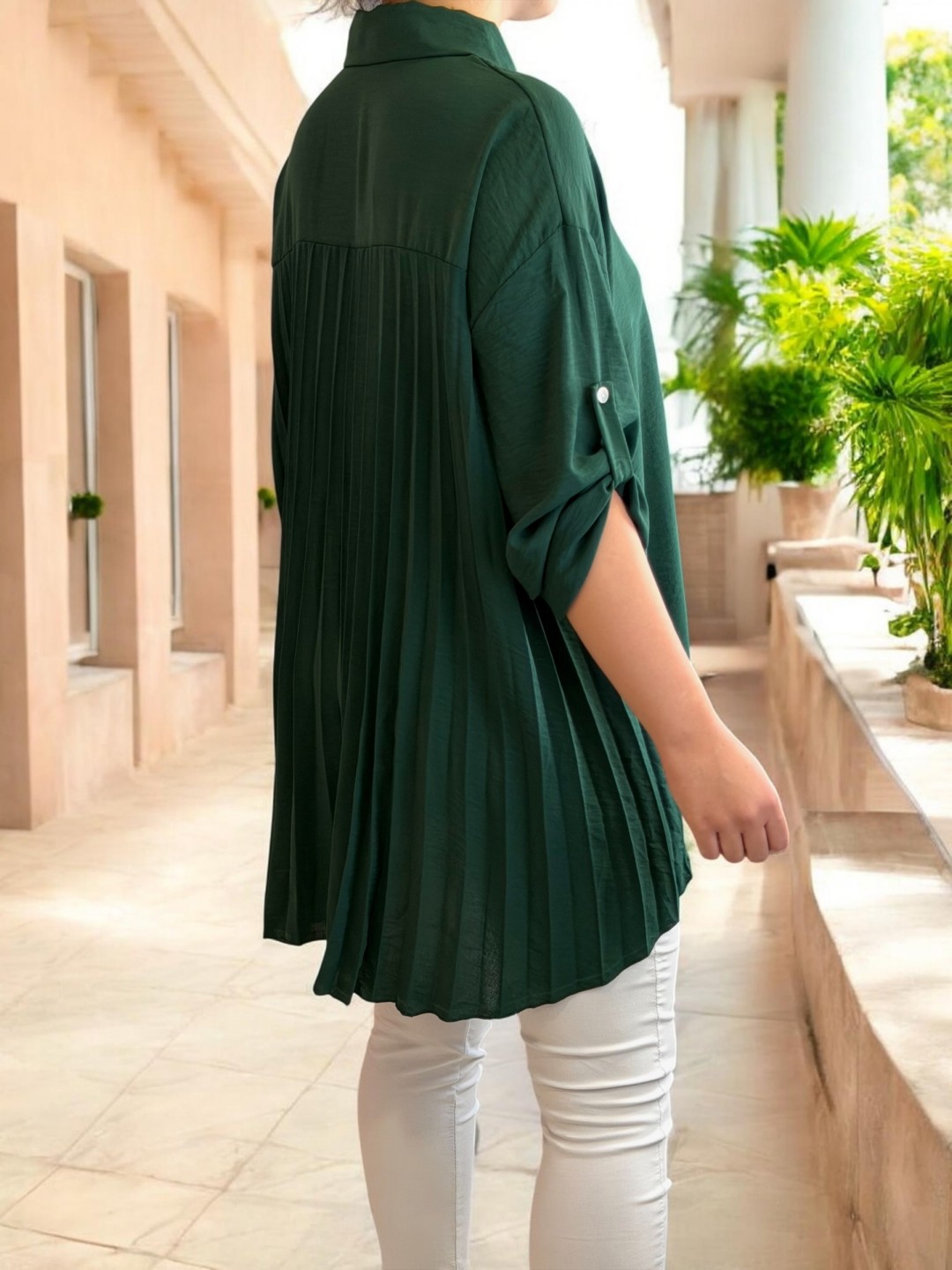Fashion πουκάμισο με δυναμική πλισέ πλάτη