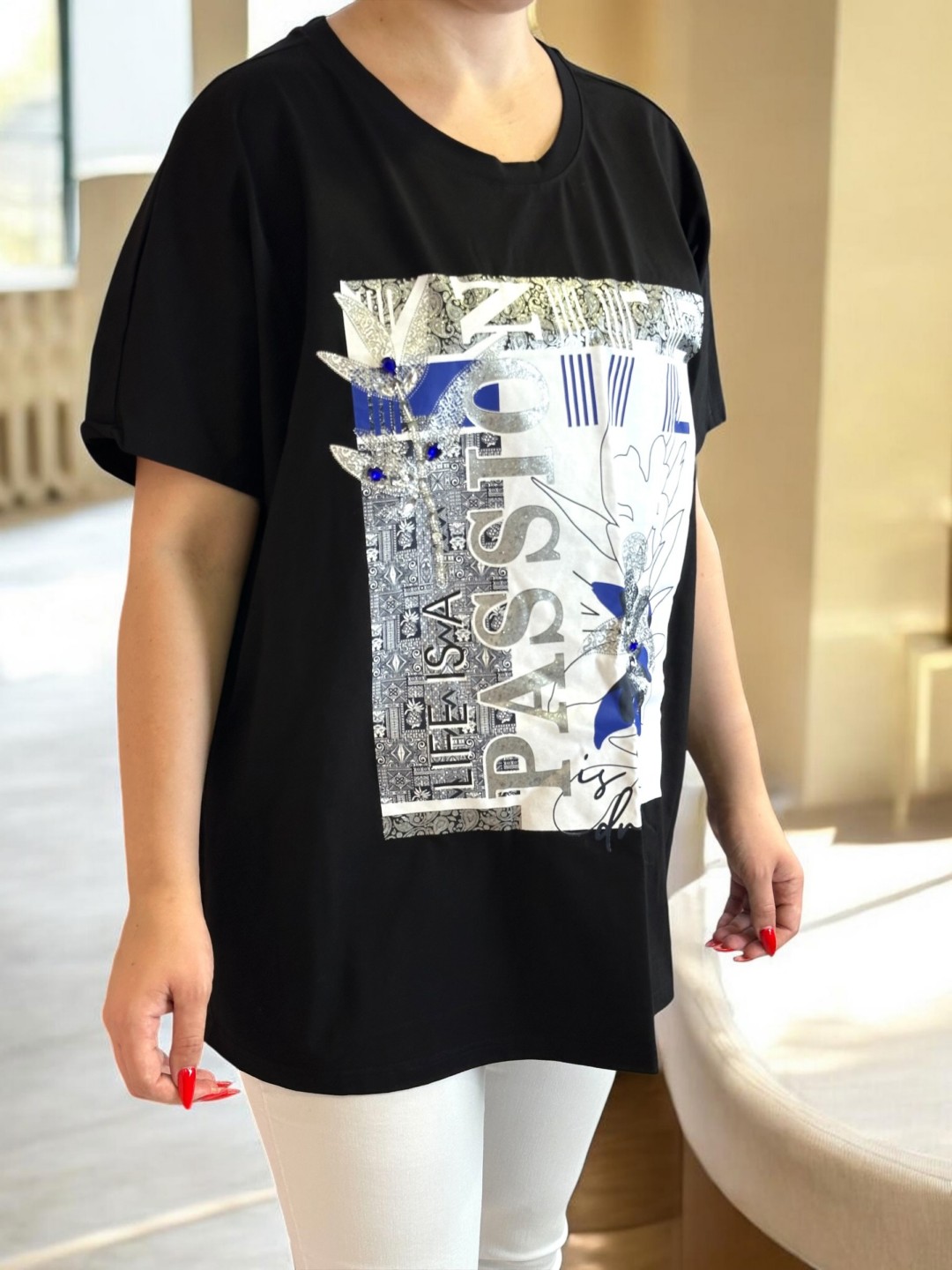 Μαύρο T-Shirt Oversized με εντυπωσιακό Print & Strass