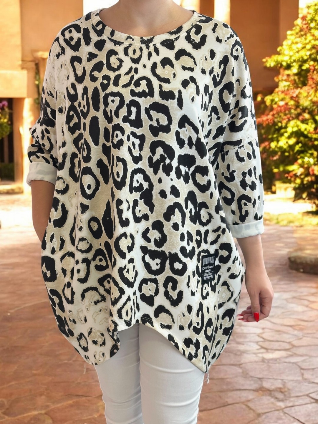 Μπλούζα με ιδιαίτερο animal print και άνετη εφαρμογή
