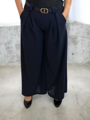 Wide leg παντελόνα με ζώνη