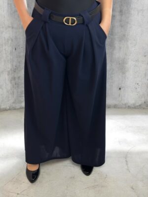 Wide leg παντελόνα με ζώνη