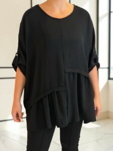 Κομψή Μπλούζα με Διπλή Ασύμμετρη Λεπτομέρεια