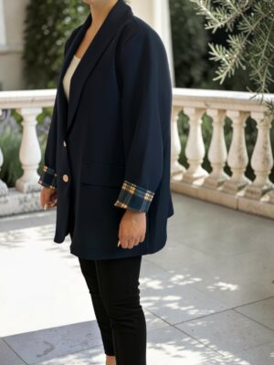 Μακρύ Blazer με Καρό Μανσέτες & Διακοσμητικά Κουμπιά